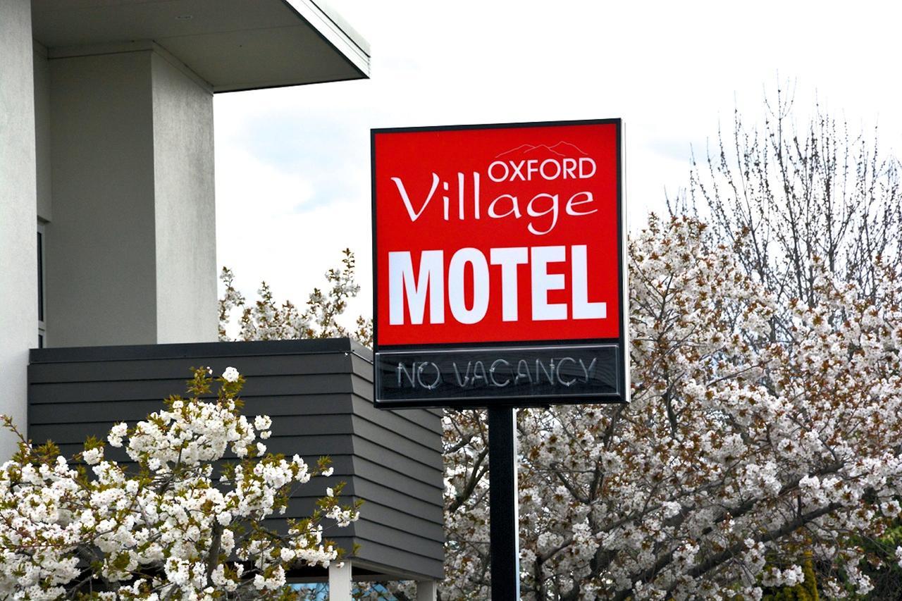 Oxford Village Motels Buitenkant foto